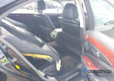 2010 Lexus Ls 460 z USA, uszkodzony, nr VIN JTHCL5EF8A5008297